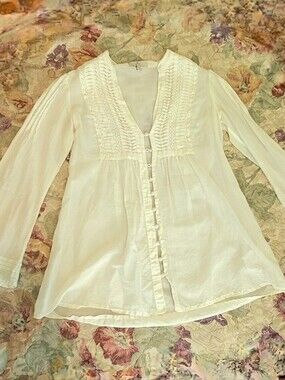 Joie delicate white vintage blouse, silk and cotton composition